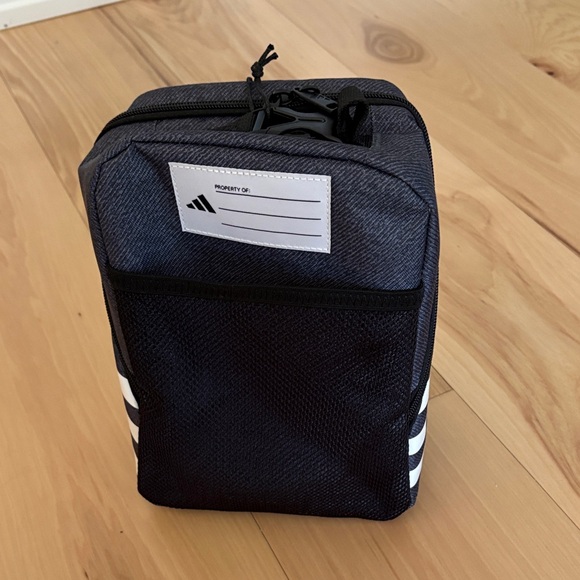 NWT Adidas Santiago 3 Lunch Bag - Picture 4 of 5